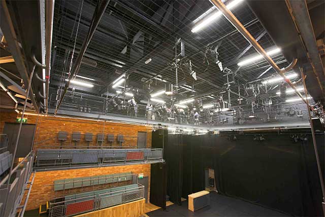 Cablenet Tension Wire Grid installation